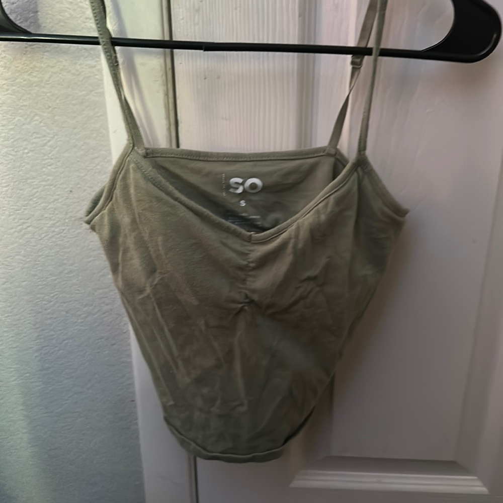 SO green cropped cami
